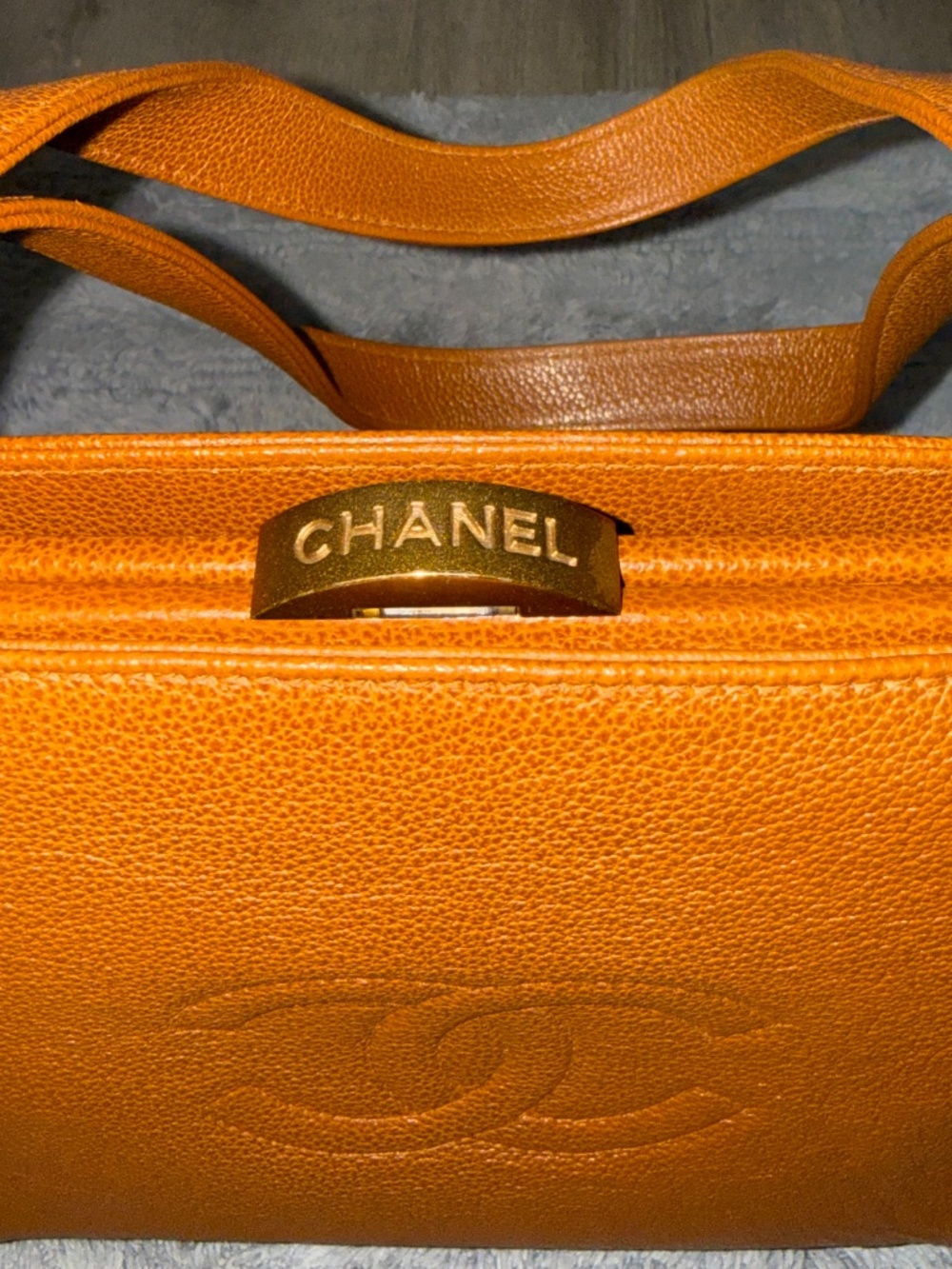 Chanel 1997-99 Brown Caviar Leather Structured Handbag - Picture 6 of 10